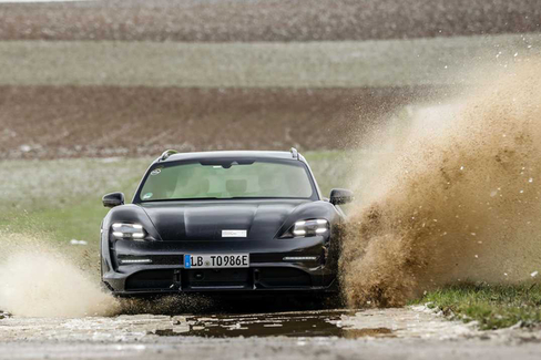 保时捷电动Taycan Cross Turismo曝光