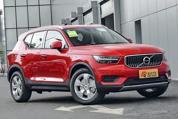 全新XC40标配四驱
