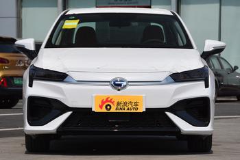 实拍广汽新能源Aion S