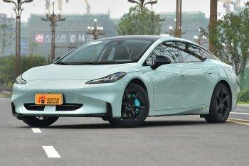 纯电轿跑 昊铂GT
