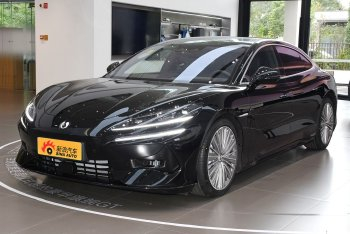 腾势Z9插混 Ultra版