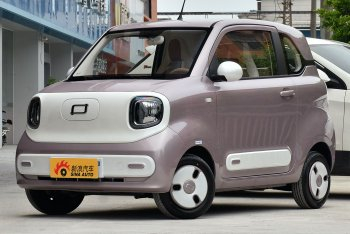 奔腾小马222km 炫彩马