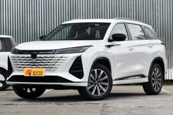 长安CS75 PLUS冠军版