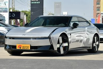 小鹏P7 高性能 Ultra