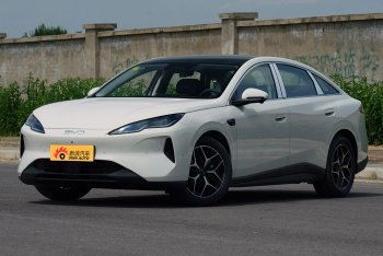 海豹06 EV 530KM尊享型