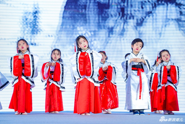 开场表演《中国传统文化礼仪》