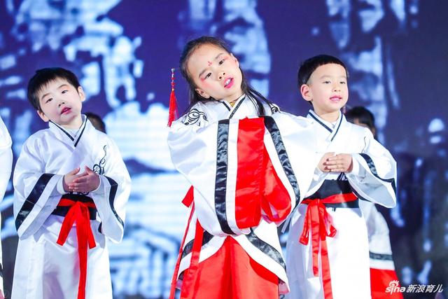 新浪2018早幼教峰会在京举行