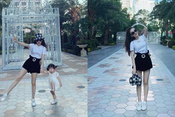 方媛与女儿同框美照