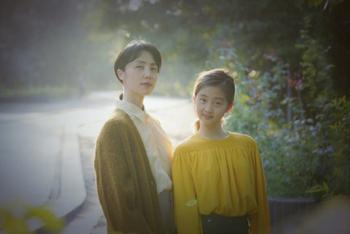 孙莉晒与多多合照
