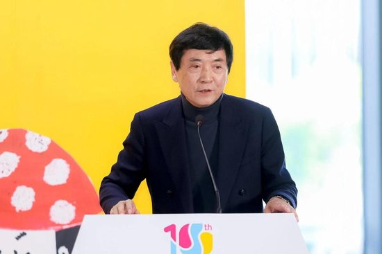 作家,国际安徒生奖获得者,北京大学教授 曹文轩