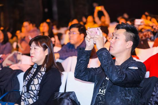 孕育论坛现场座无虚席