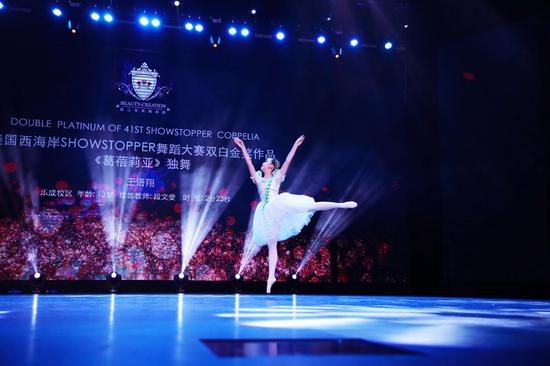 美国SHOWSTOPPER舞蹈大赛现场还原