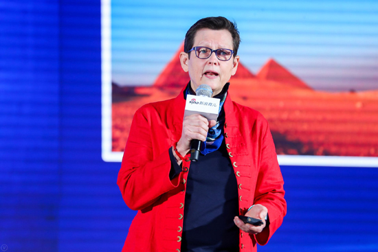 加拿大儿童教育与环境保护专家Christine