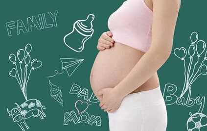 孩子头发都露出来了 外婆却让准妈妈别用劲