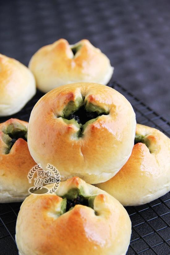 抹茶双色开口笑包