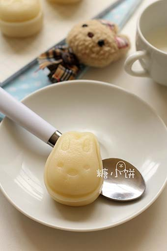 卡通冰皮月饼（椰香奶黄馅）