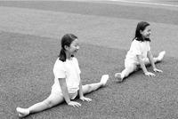 小学二年级体育课考劈叉儿子没练过舞蹈 咋办