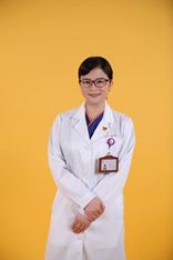 乔 彤　　主任医师，眼科学博士