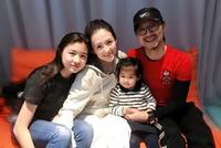 章子怡晒2岁半女儿近照 怎让孩子越长越美?