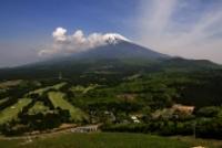 日本富士山开始活跃,会被汤加火山搞出爆发?