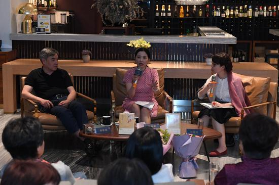 “不在柳边在梅边——古典风雅与当代生活”读书活动（杨志成 摄）