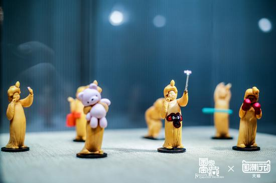 “超活化仕女玩偶”手办