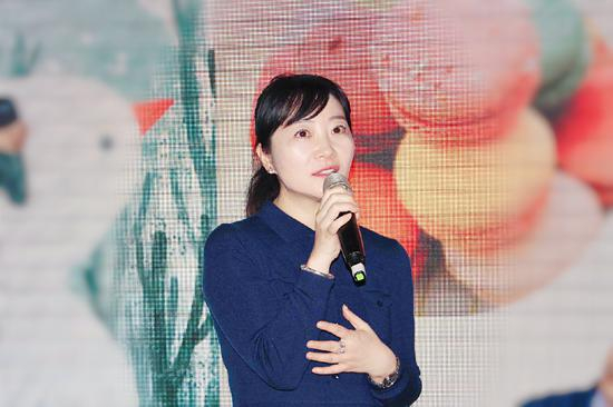 殷健灵发言中