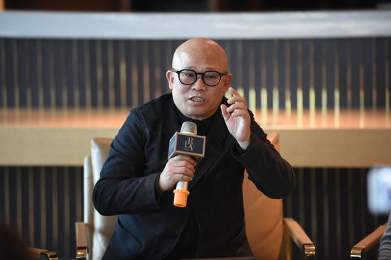 张柠认为，书写城市是九十年代以来文学非常重要的转折