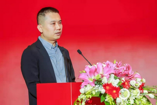 （著名网络文学作家何常在）
