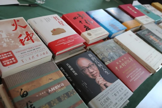 参评图书实拍