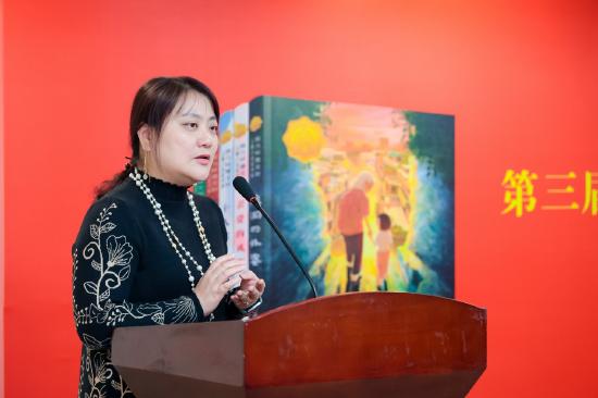 接力杯“金波幼儿文学奖”、接力杯“曹文轩儿童小说奖”组委会副秘书长纳杨