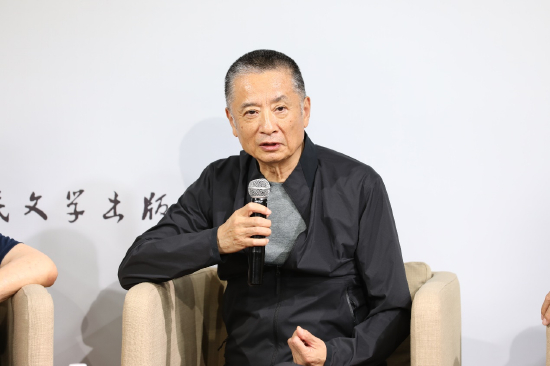 林徽因、梁思成之孙梁鉴发言