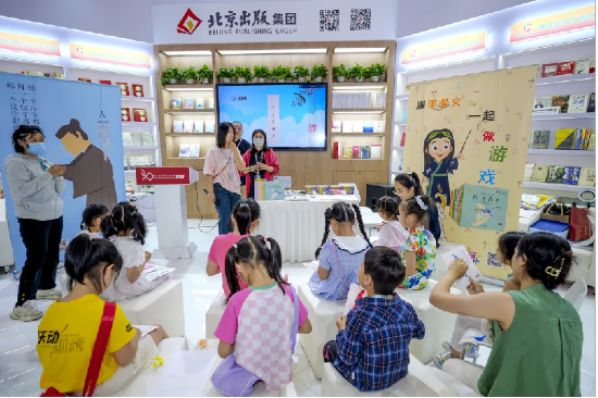 手工捏塑活动现场