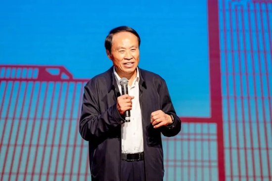 周大新