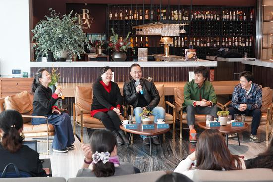“‘是凡尘，也是星光’——《中年妇女恋爱史》分享会”现场