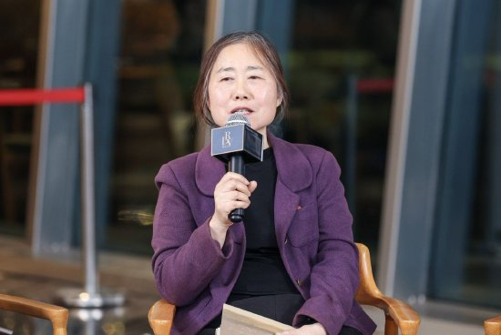 [剑桥大学博士、清华大学外文系长聘教授、欧美文学研究中心主任曹莉]