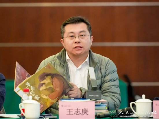 国家图书馆少儿馆原馆长王志庚