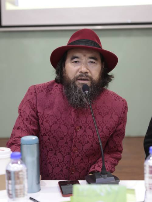 雪漠：我希望这本书能成为一些青年成长的灯塔