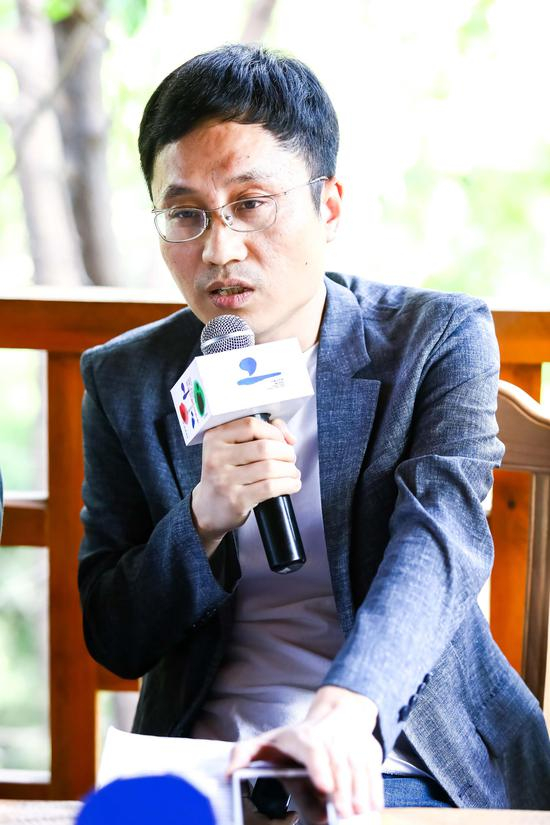 评论家何同彬在写作工作坊·媒体开放日活动现场