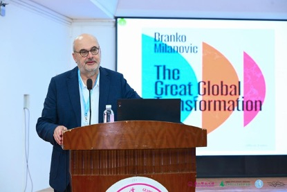 布兰科·米兰诺维奇Branko Milanovic进行主旨演讲