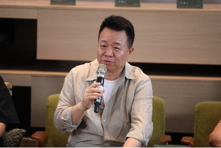 &nbsp;邱华栋 中国作家协会党组成员、副主席、书记处书记