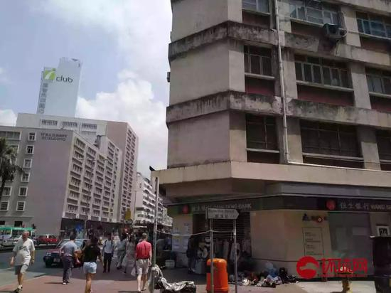 环球时报-环球网记者探访香港九龙红磡“劏房”社区。