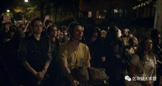 活动家Lauri Love在《信任机器》中的镜头