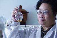 屠呦呦团队放“大招” 青蒿素抗药性等研究获新突破