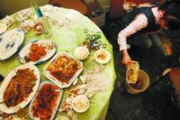 联合国:全球每年浪费4000亿美元粮食 占总产量14%