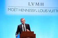 世界首富再次易主 LV总裁成全球新首富