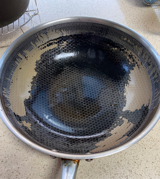 涂层严重脱落（投诉人供图）