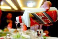 解密假茅台流水线:外观一样 还能通过防伪溯源验证