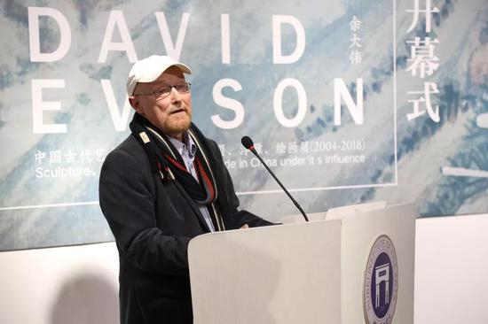 展览艺术家David Evison教授致辞