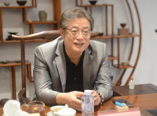 深圳文化产权交易所董事长于德江